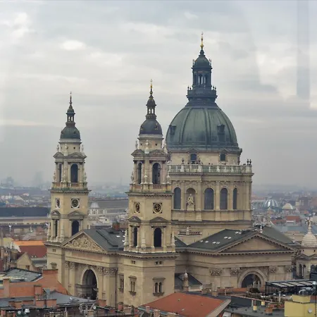 Poetyi Flat Apartamento Budapeste