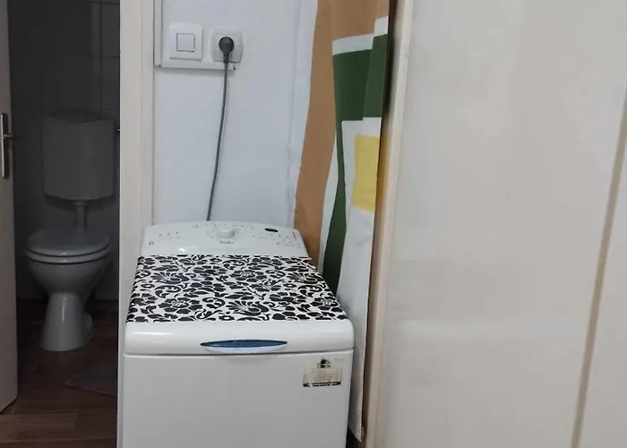 Daire Poetyi Flat Budapeşte